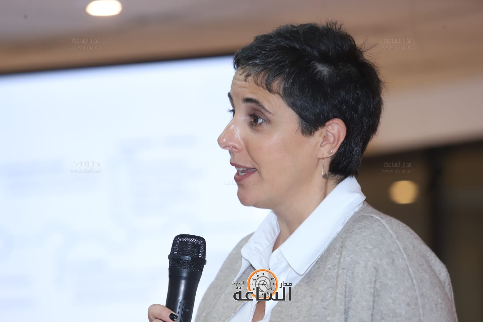 Madar Al-Saa Images 0.3815780372799531