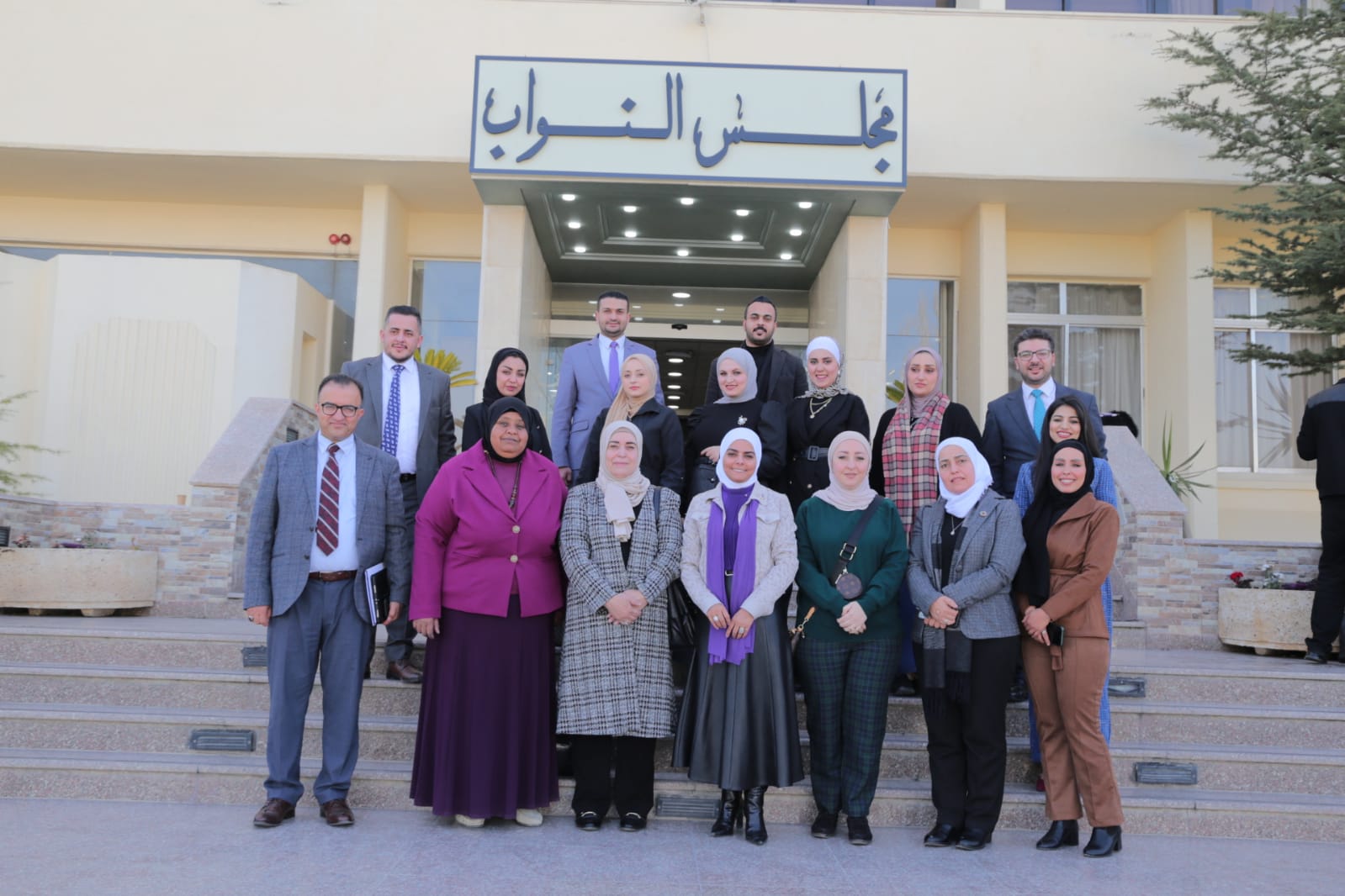 Madar Al-Saa Images 0.4056698899665938