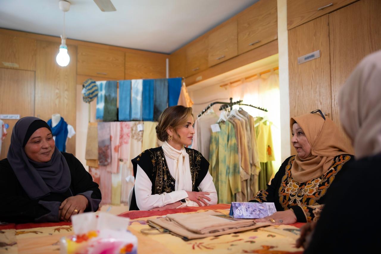 Madar Al-Saa Images 0.3208200846280629