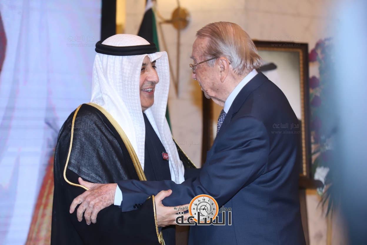 Madar Al-Saa Images 0.17837065650203154