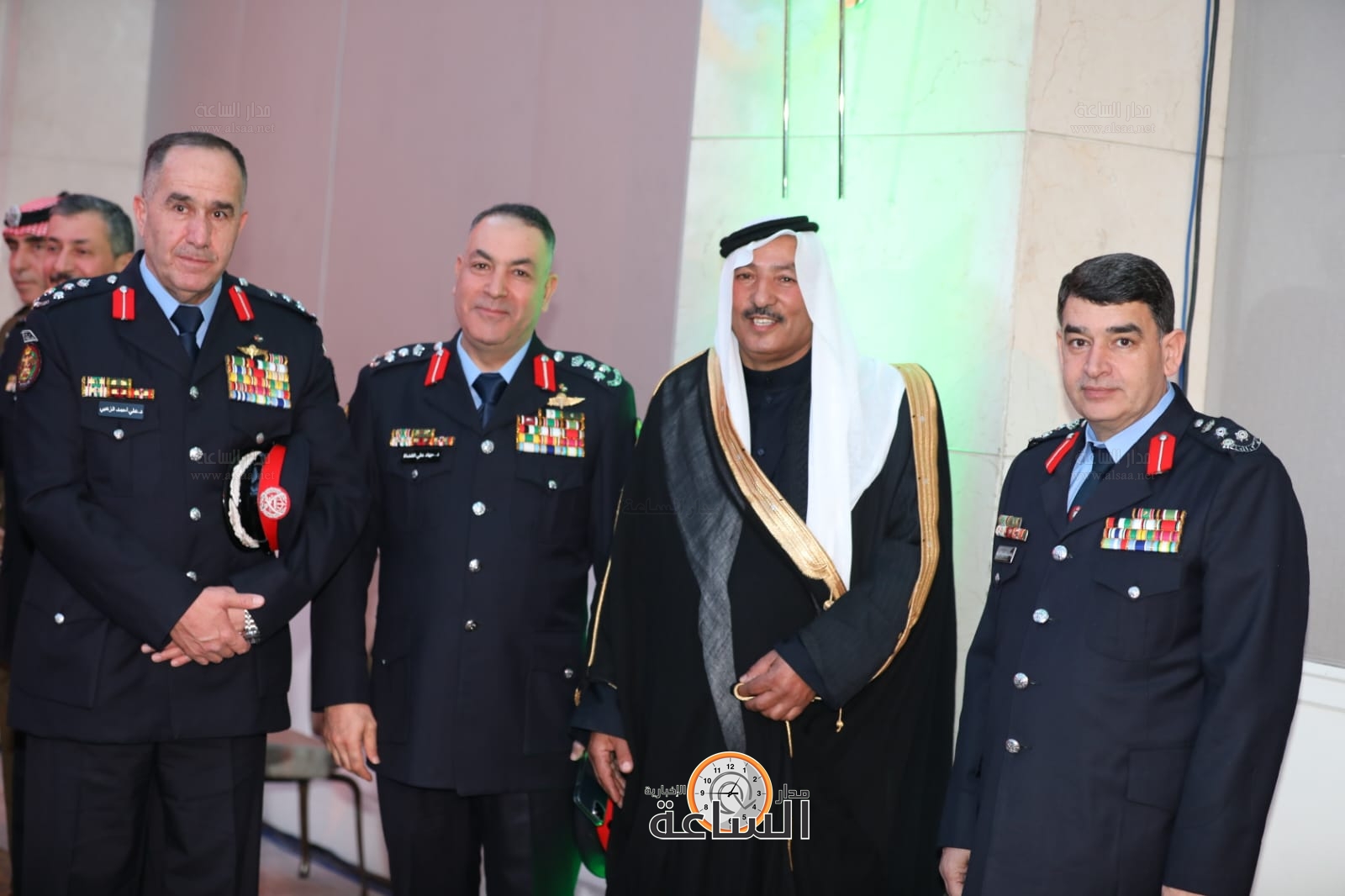 Madar Al-Saa Images 0.23825242286388137