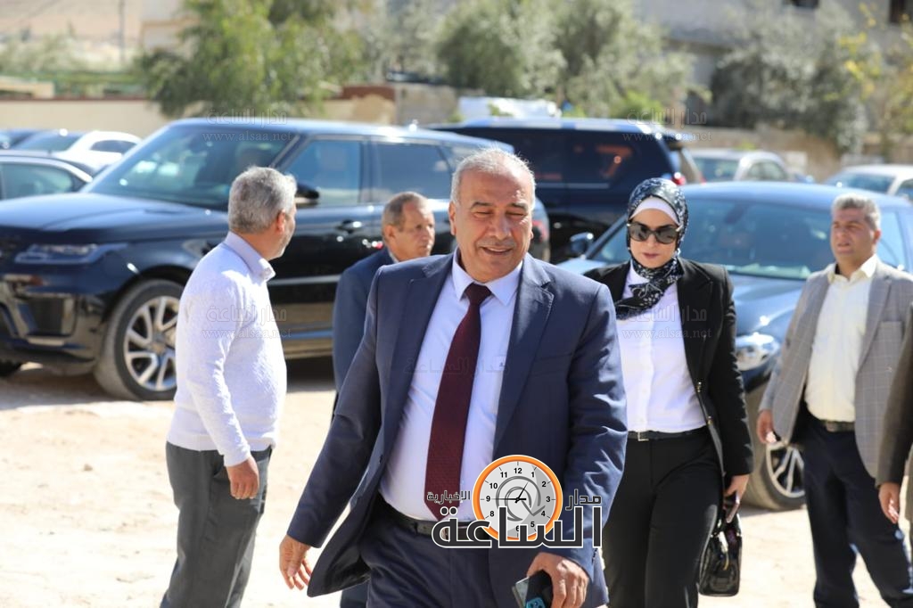 Madar Al-Saa Images 0.49331791603571684