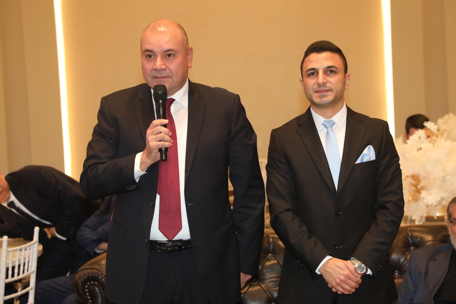 Madar Al-Saa Images 0.48403552390440185