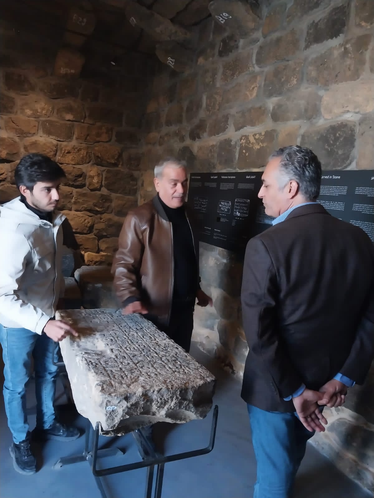 Madar Al-Saa Images 0.7851871366704319