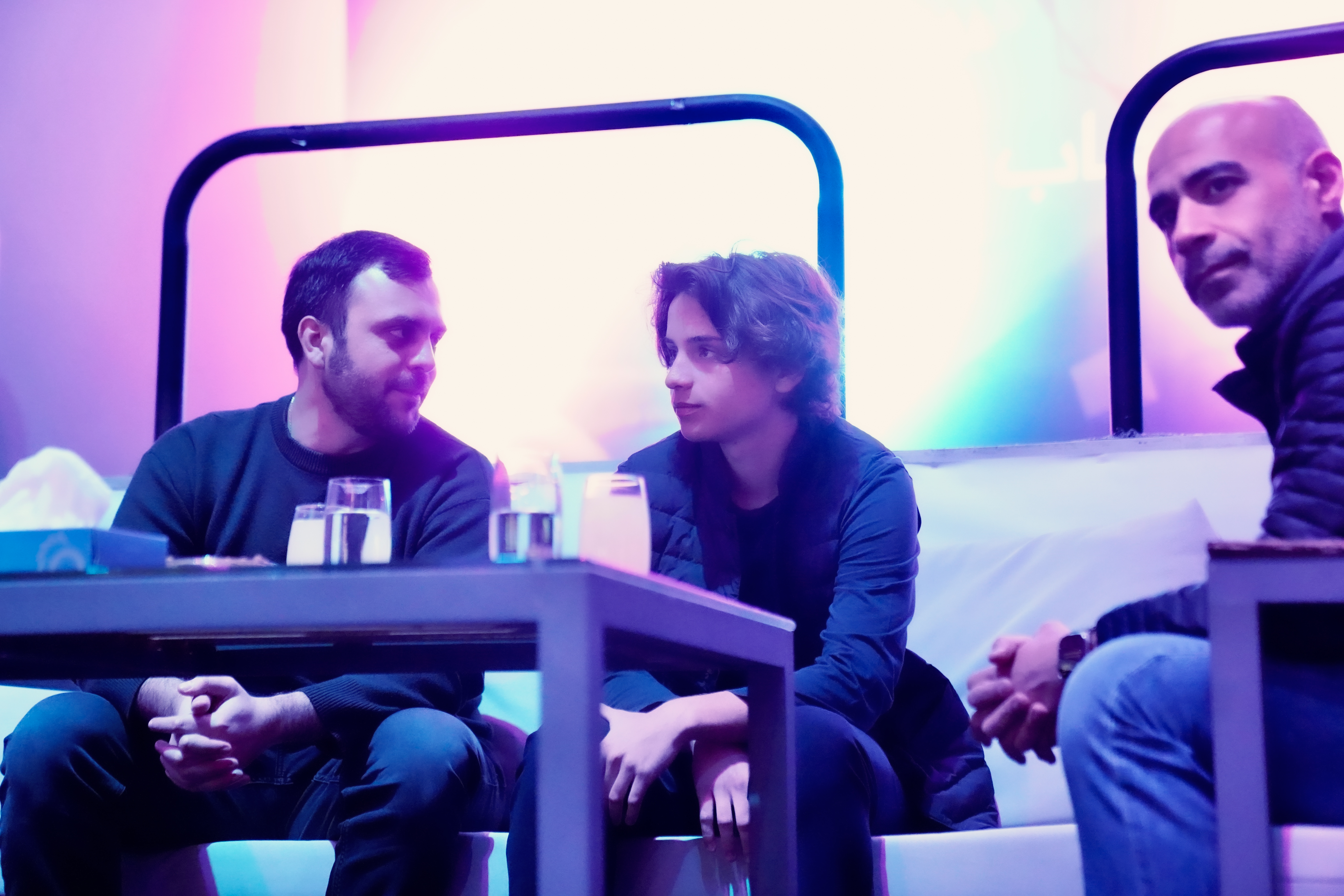 Madar Al-Saa Images 0.8187645914264674