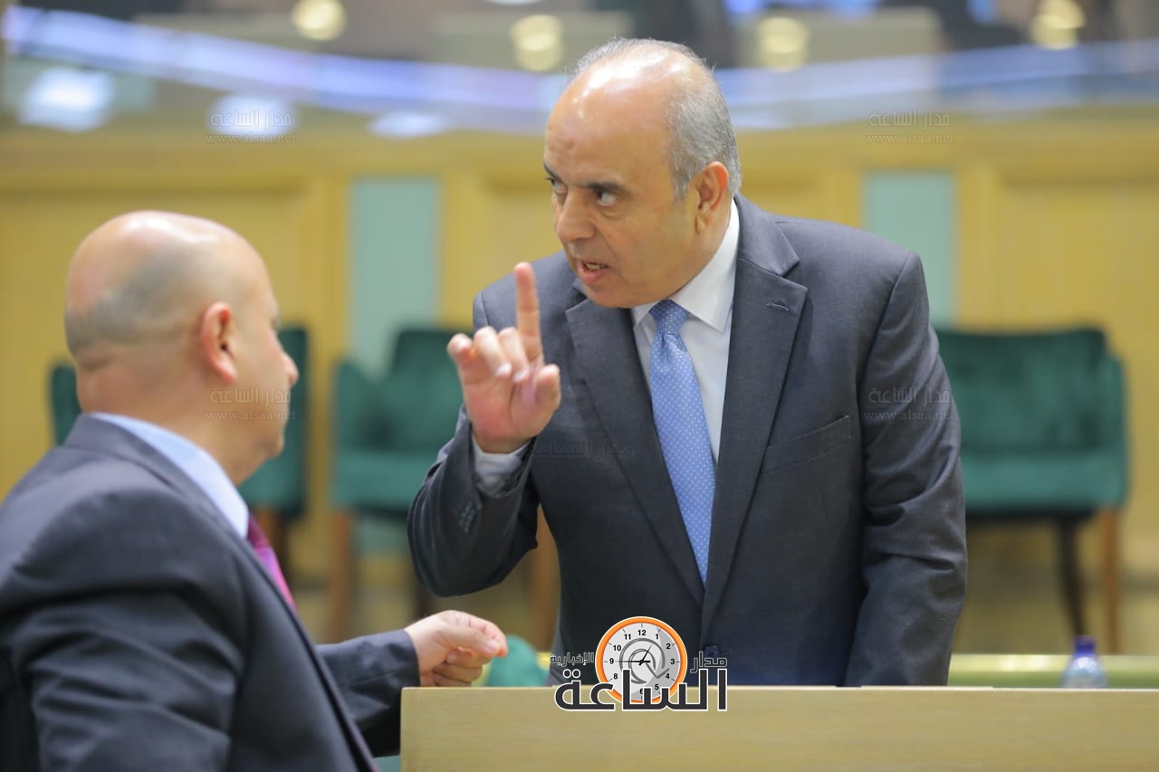 Madar Al-Saa Images 0.9404650586460099