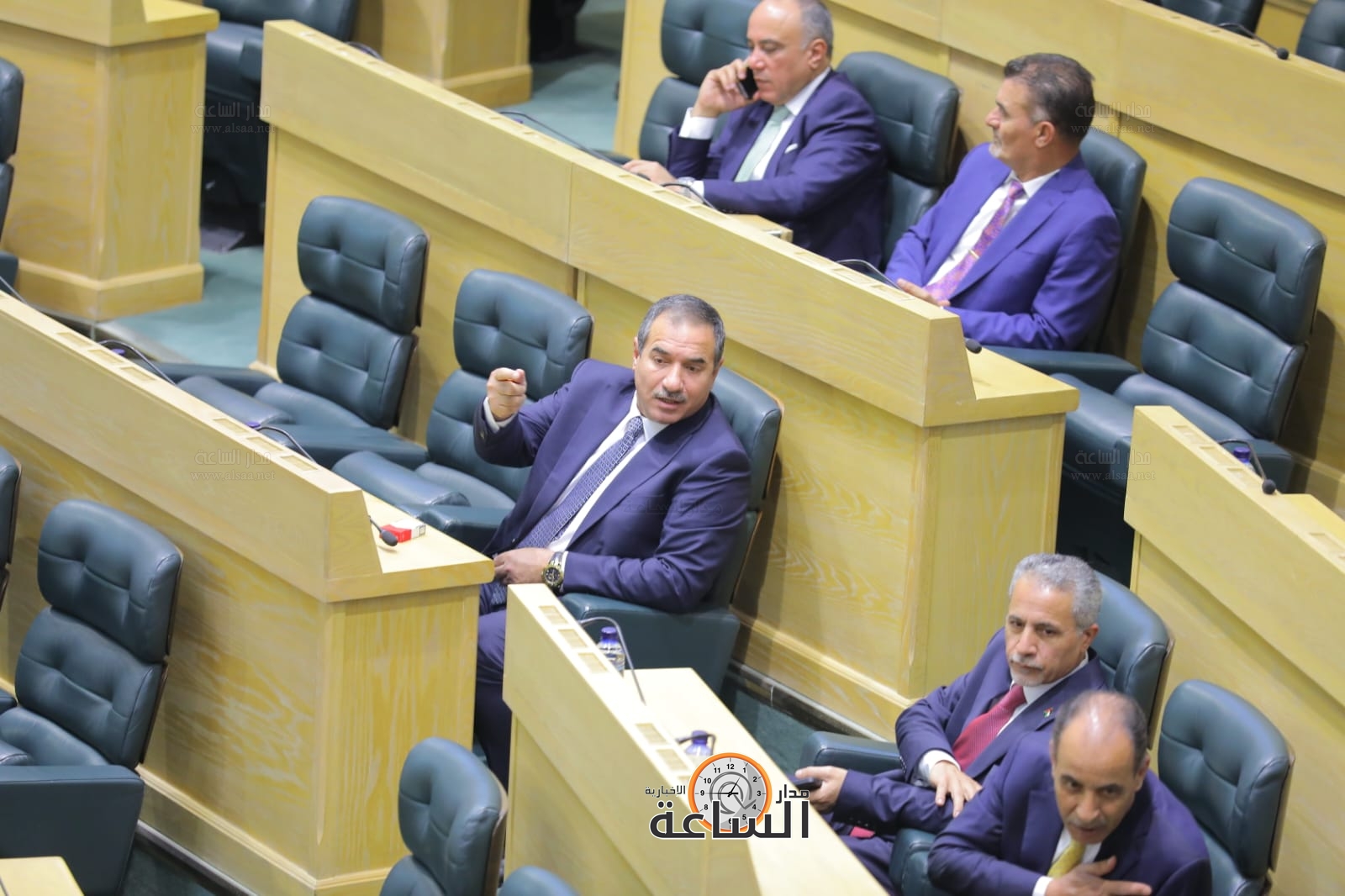 Madar Al-Saa Images 0.19240985394444965