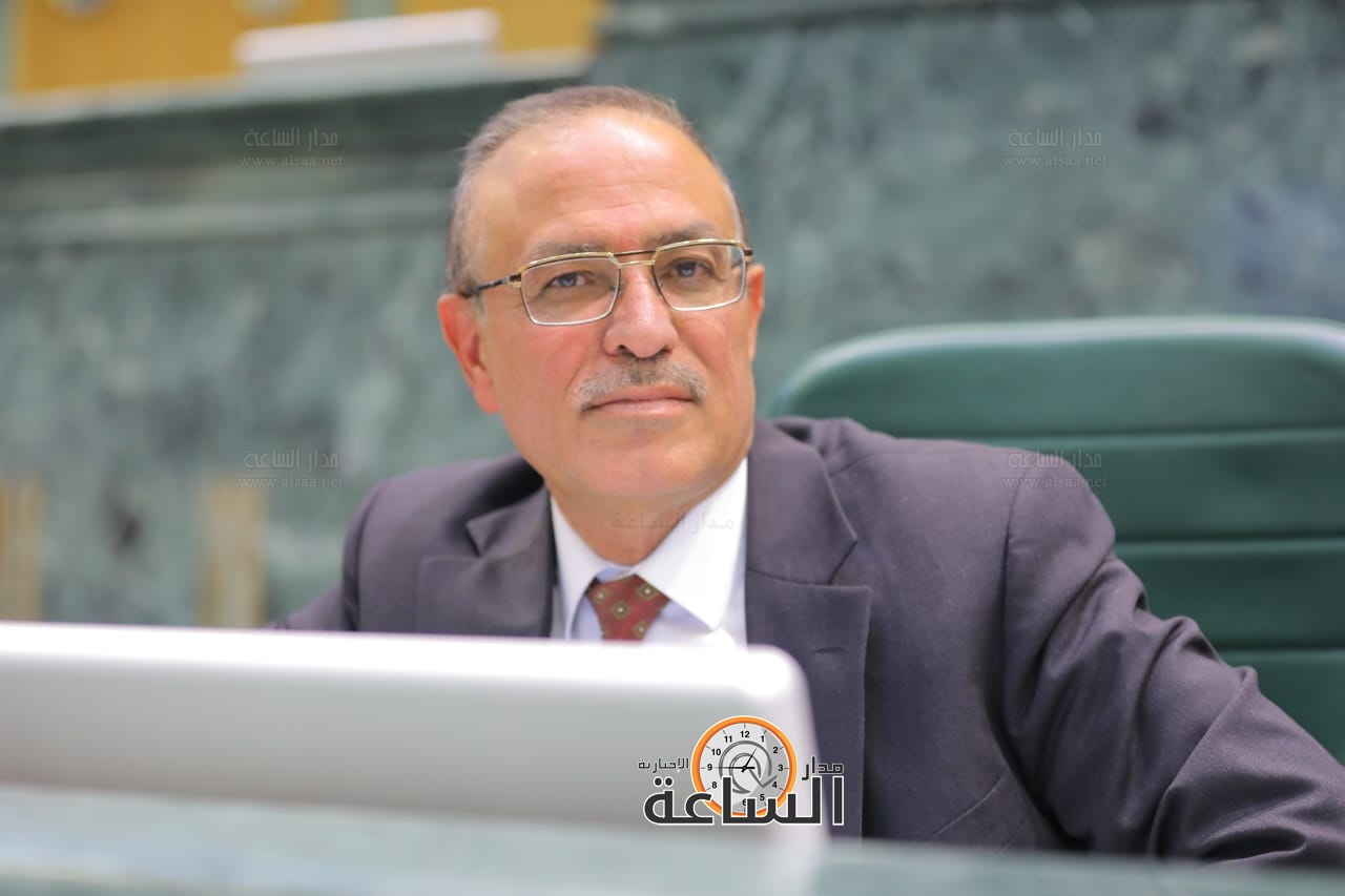 Madar Al-Saa Images 0.9672596338578527