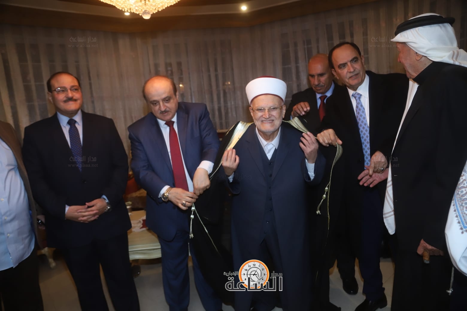 Madar Al-Saa Images 0.4186712843791778