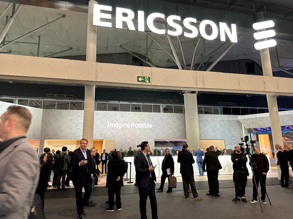 Madar Al-Saa Images 0.8369294362405533