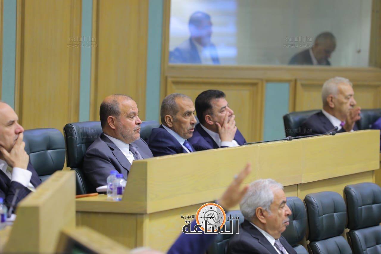 Madar Al-Saa Images 0.8389967196301695