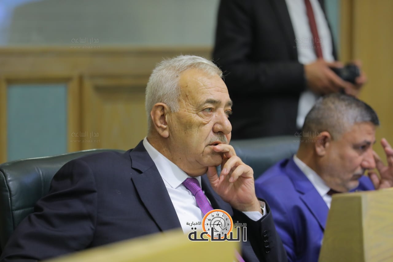 Madar Al-Saa Images 0.8610008458987233