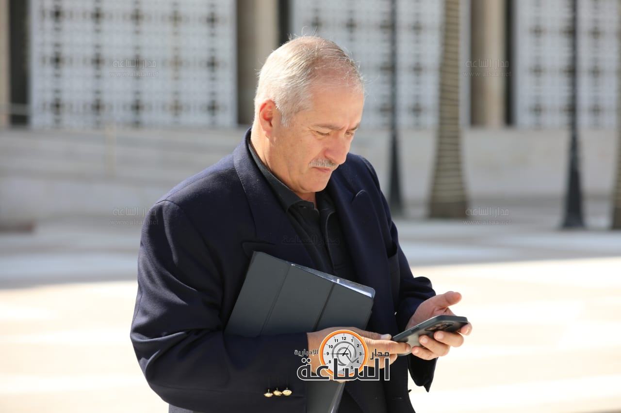 Madar Al-Saa Images 0.630005434767648