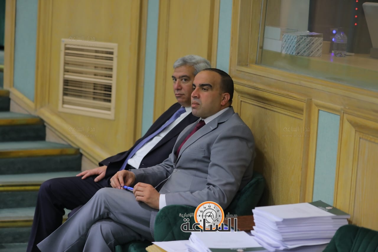 Madar Al-Saa Images 0.8848050451542735