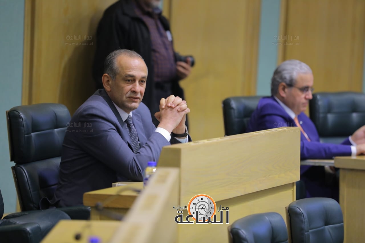 Madar Al-Saa Images 0.745792237439473