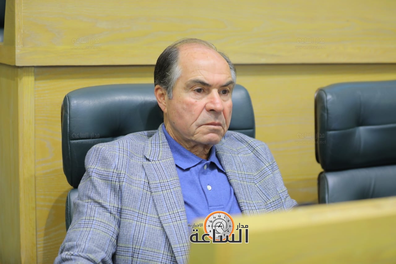 Madar Al-Saa Images 0.17723299531187342