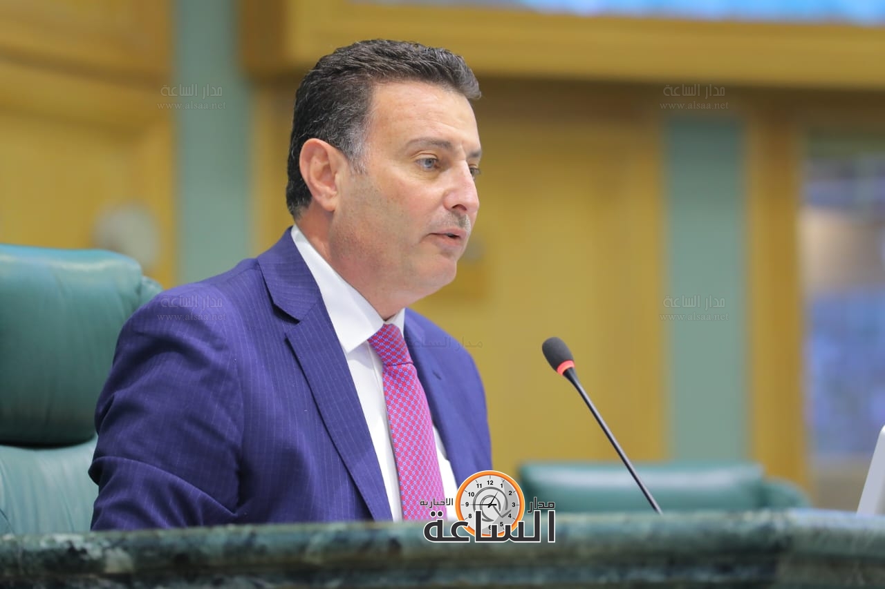 Madar Al-Saa Images 0.4386820313300819