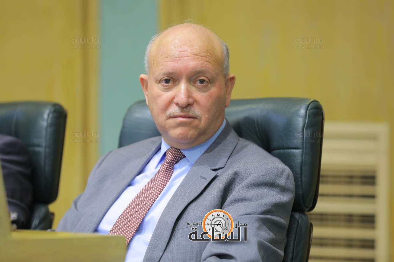 Madar Al-Saa Images 0.40086238759653203