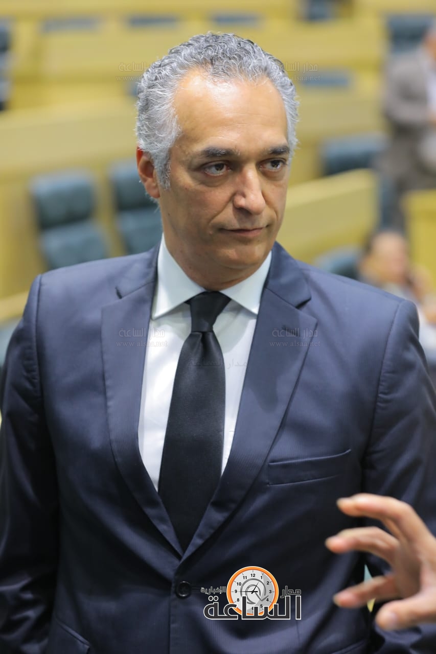 Madar Al-Saa Images 0.6520444000075898