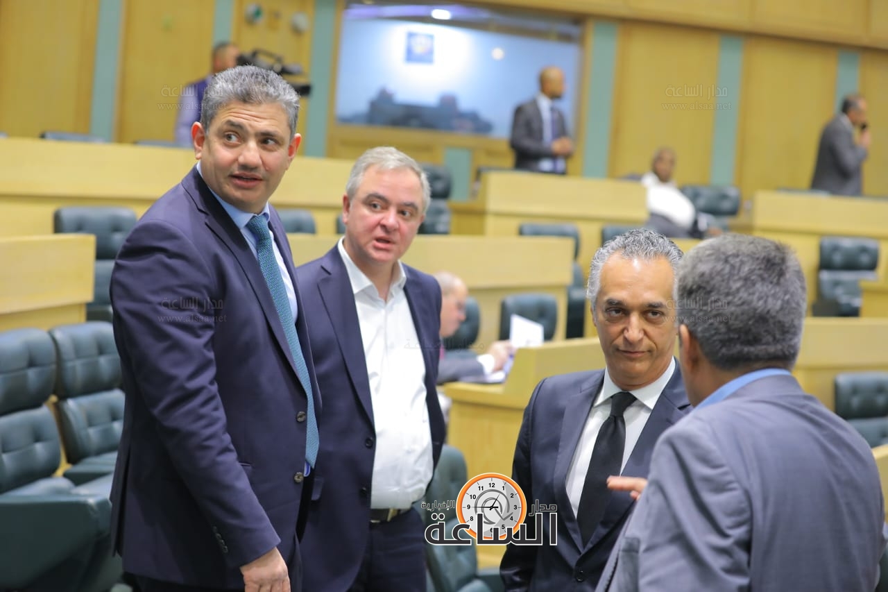 Madar Al-Saa Images 0.8859070789128229