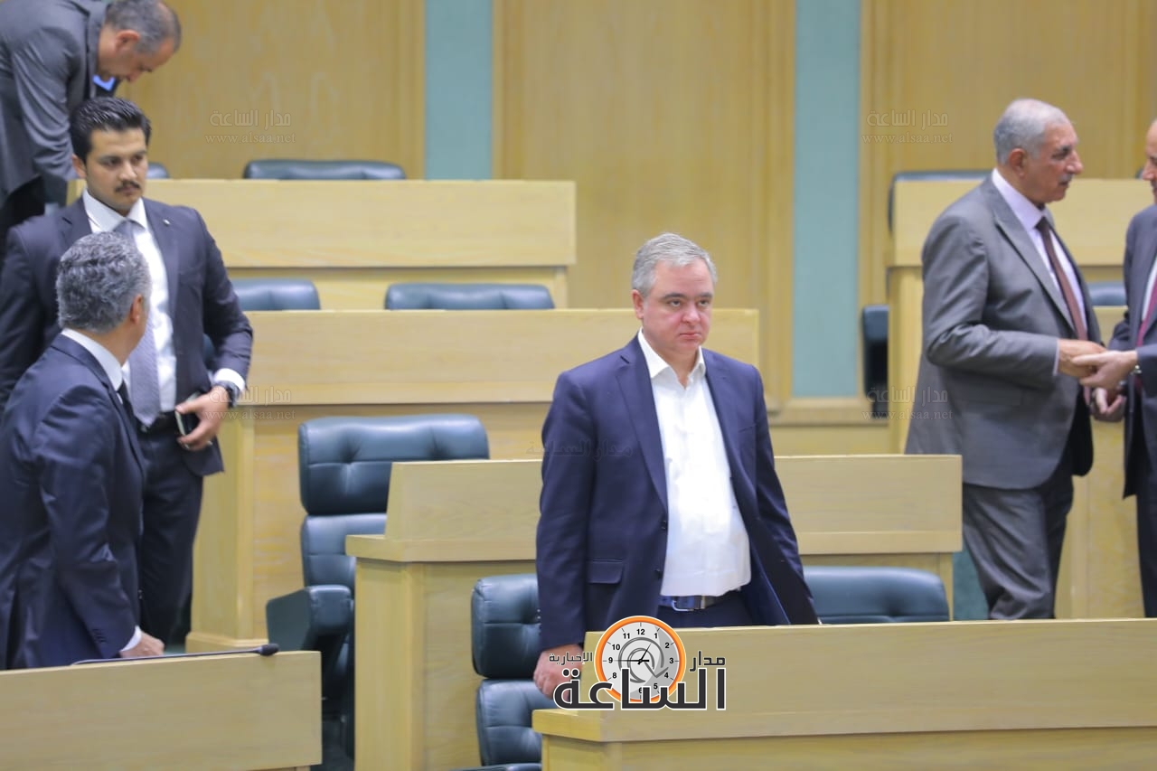 Madar Al-Saa Images 0.03418529722967012