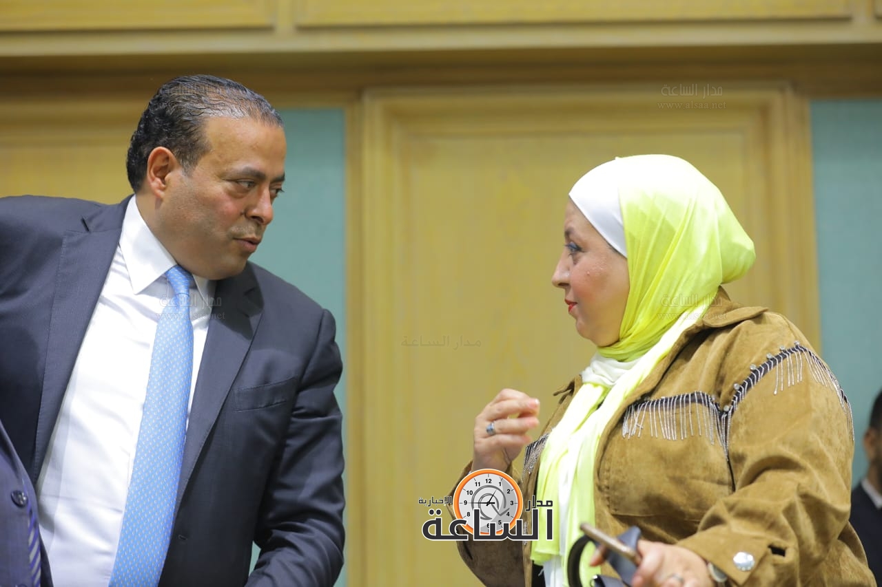 Madar Al-Saa Images 0.4328237568606692