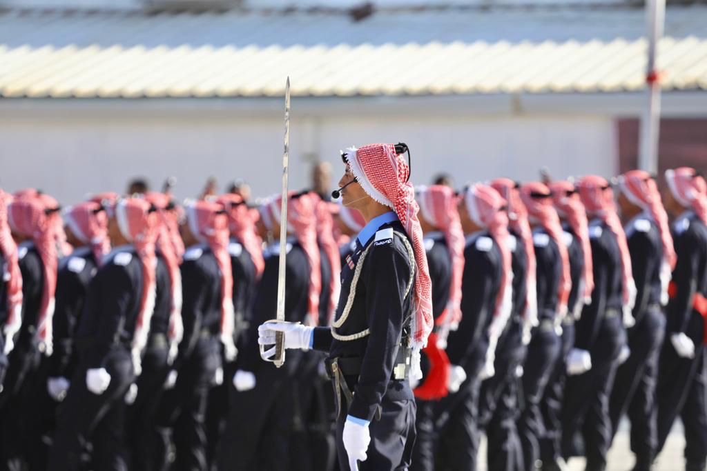 Madar Al-Saa Images 0.48107975331844743