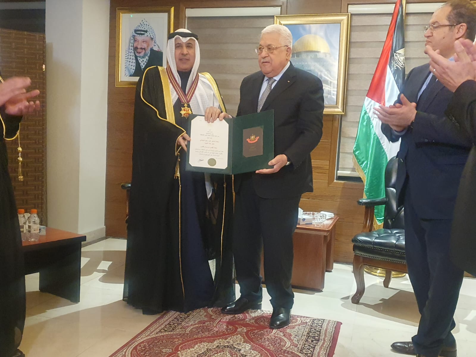 Madar Al-Saa Images 0.5235811675302218