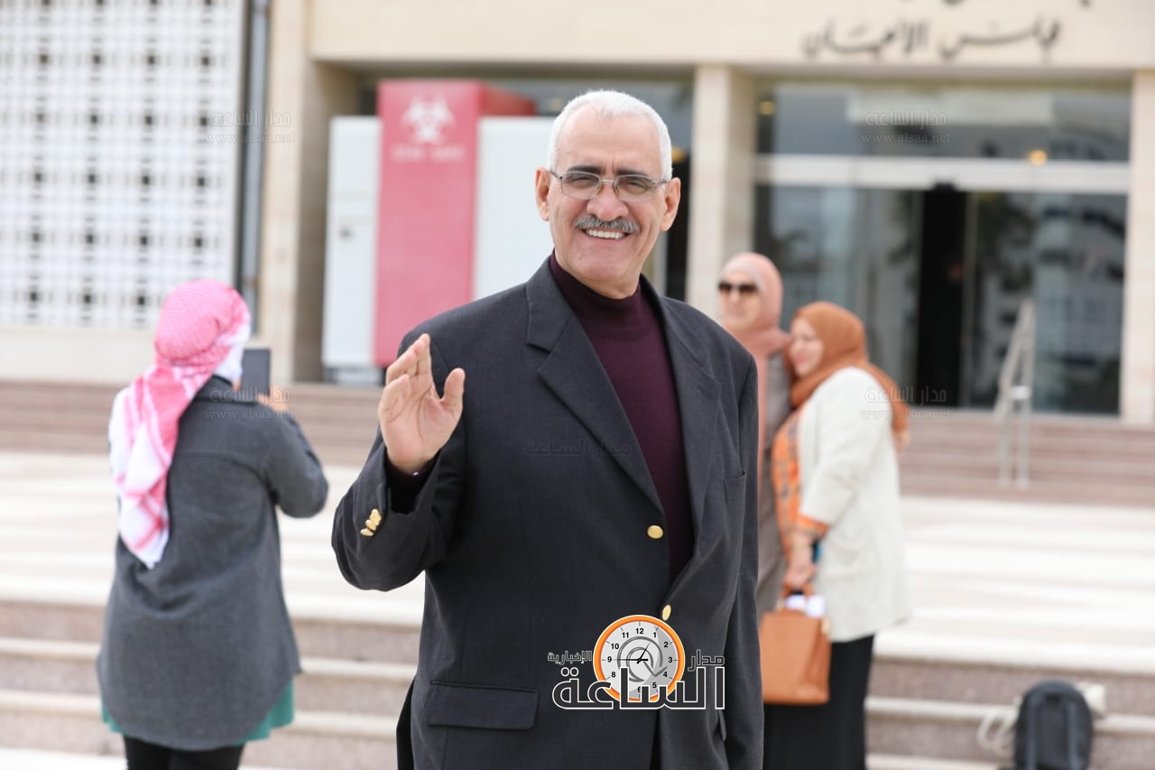 Madar Al-Saa Images 0.019293211841991065