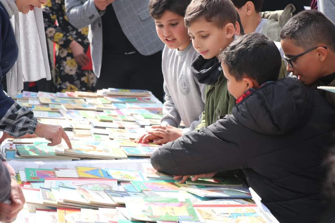 Madar Al-Saa Images 0.12032604495727472