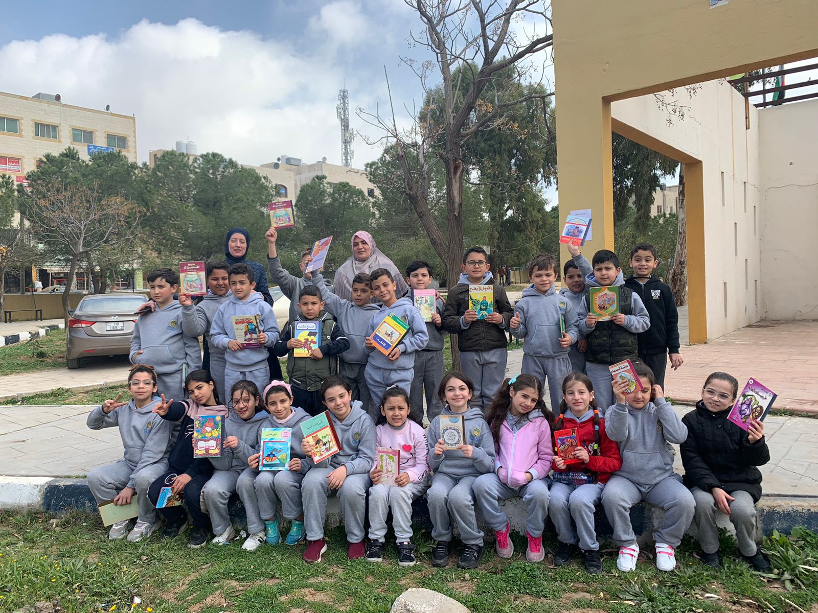 Madar Al-Saa Images 0.872405365056548