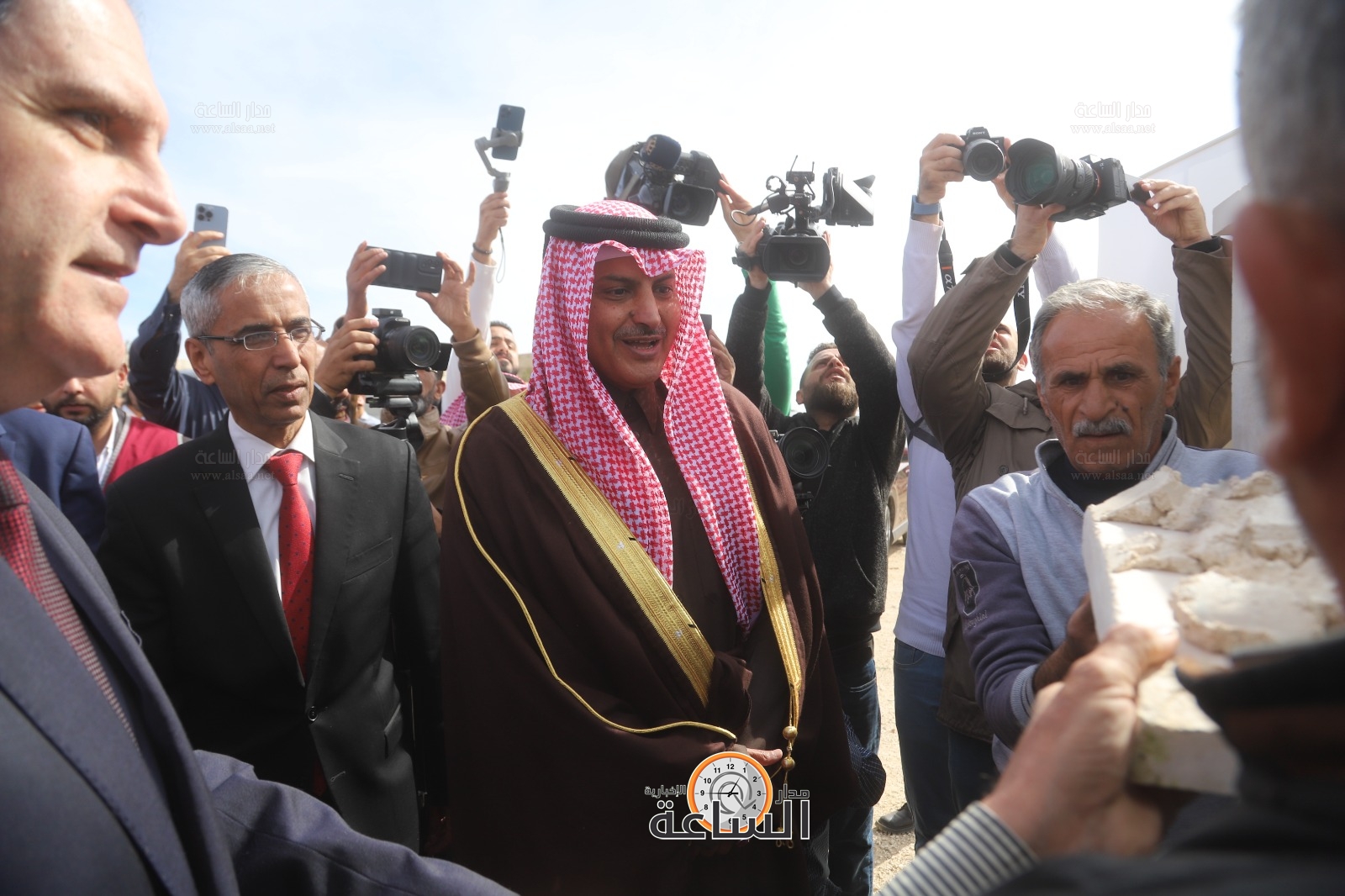 Madar Al-Saa Images 0.3806482176050716