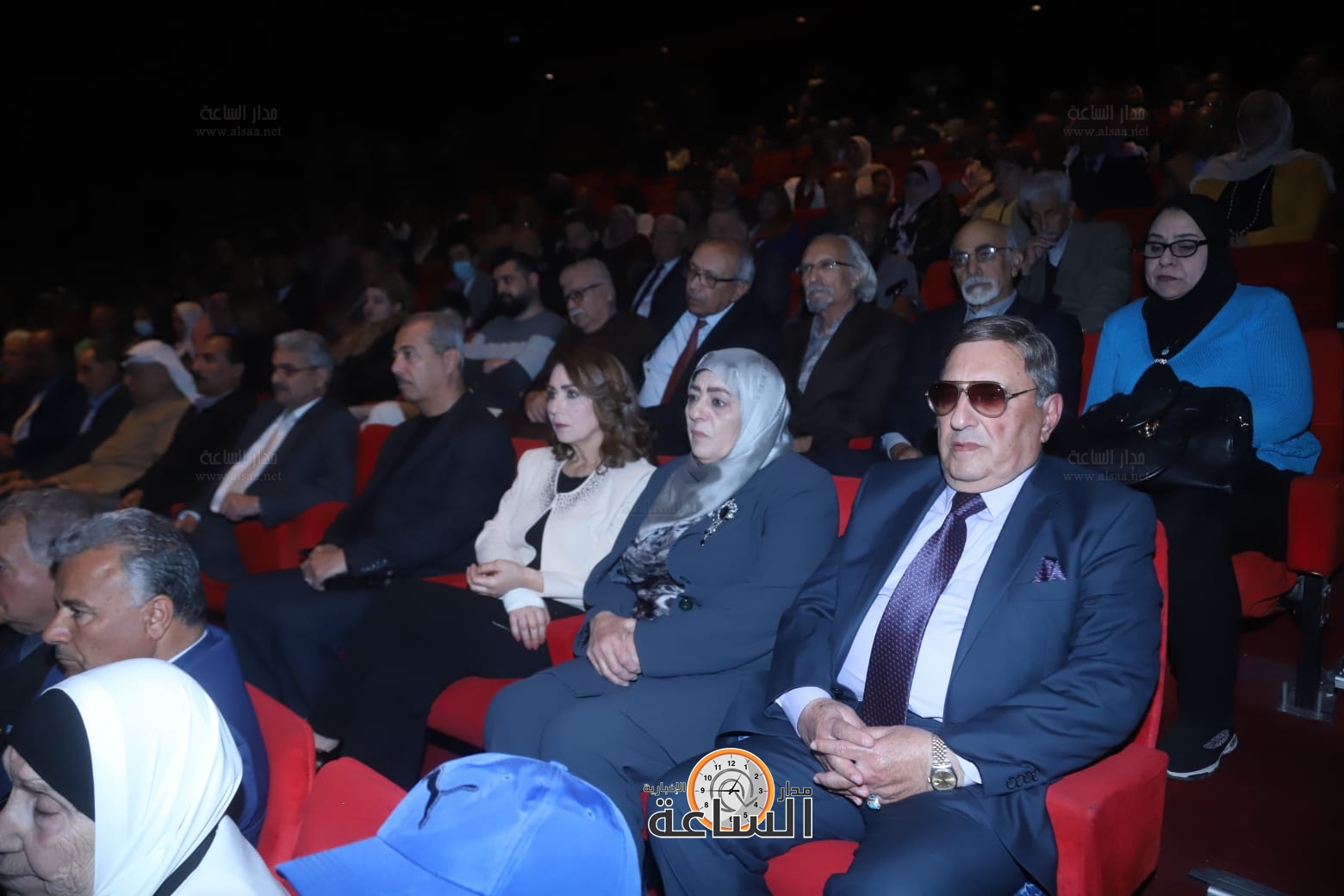 Madar Al-Saa Images 0.9744076351946777