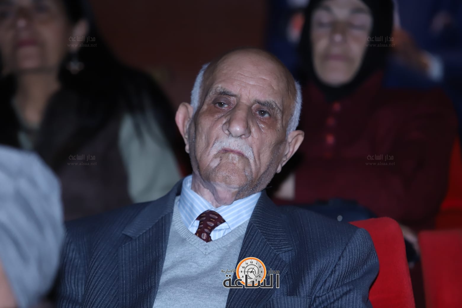 Madar Al-Saa Images 0.44193777852330474