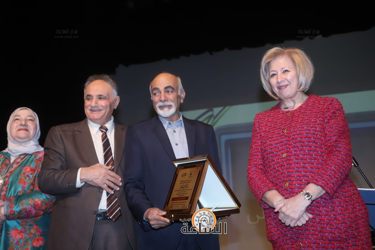 Madar Al-Saa Images 0.9551250738150654