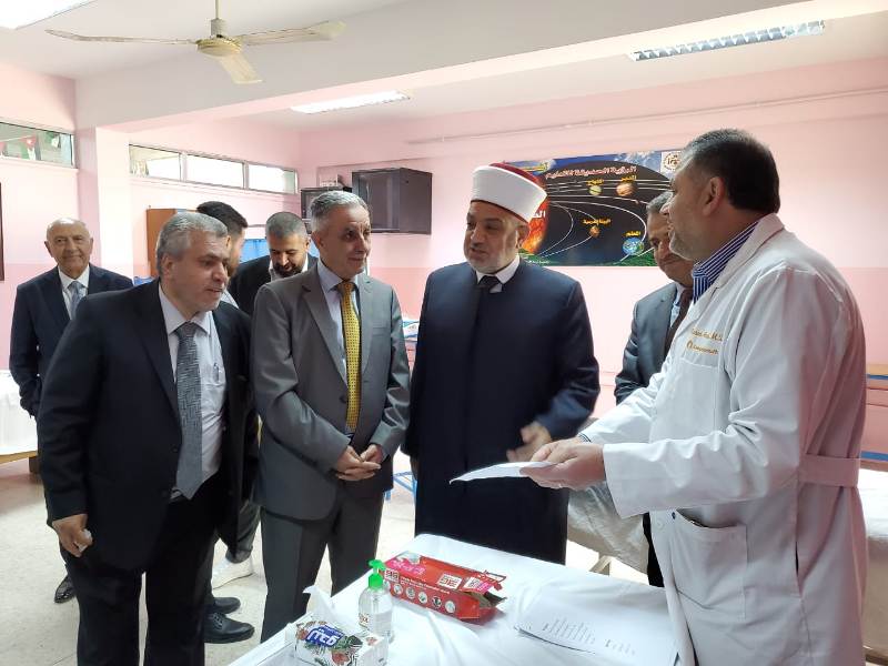 Madar Al-Saa Images 0.587981291598215