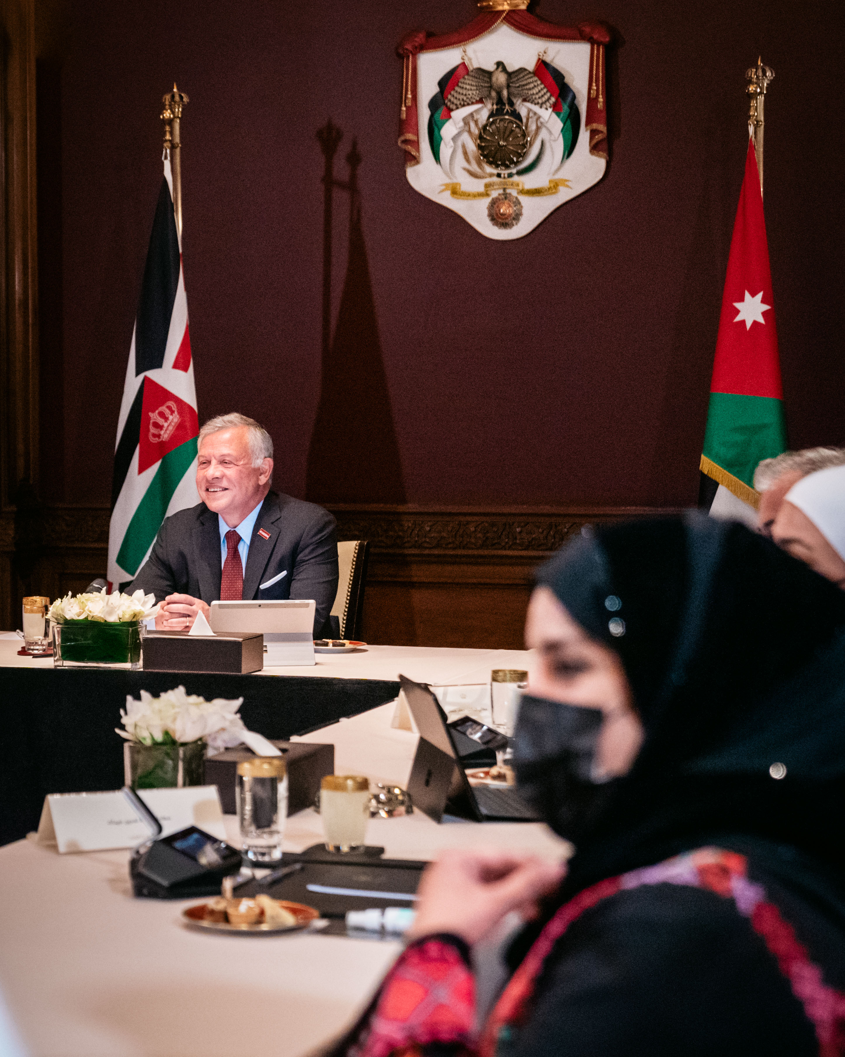 Madar Al-Saa Images 0.0003527033114327782