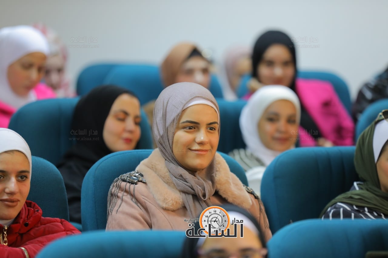 Madar Al-Saa Images 0.44753942256360024