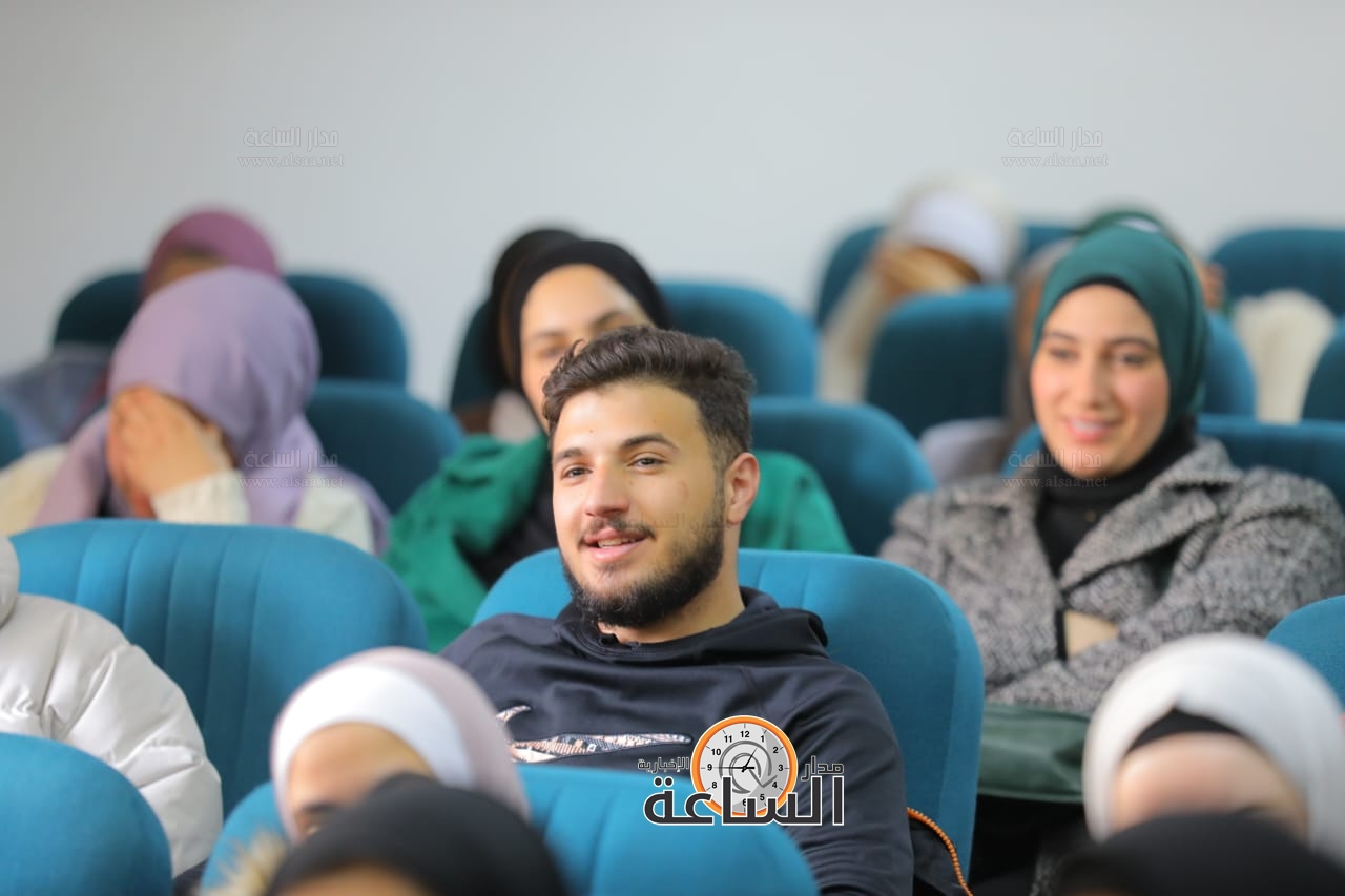 Madar Al-Saa Images 0.16160447879582907