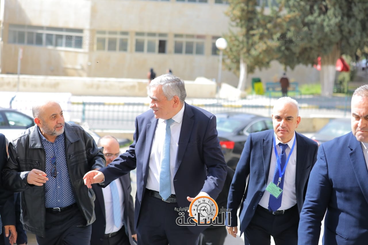 Madar Al-Saa Images 0.004674971378037851