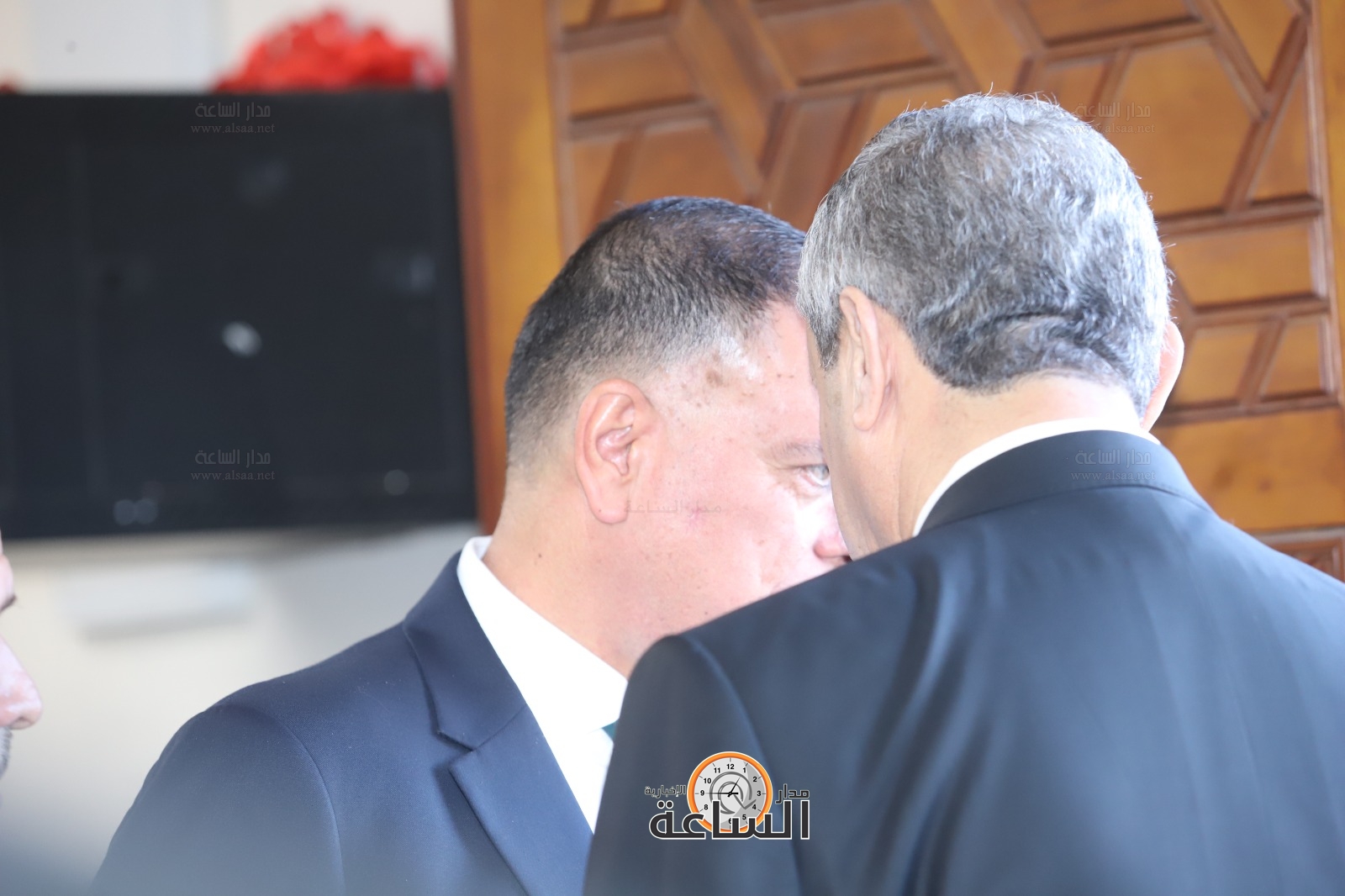 Madar Al-Saa Images 0.5781607652084297