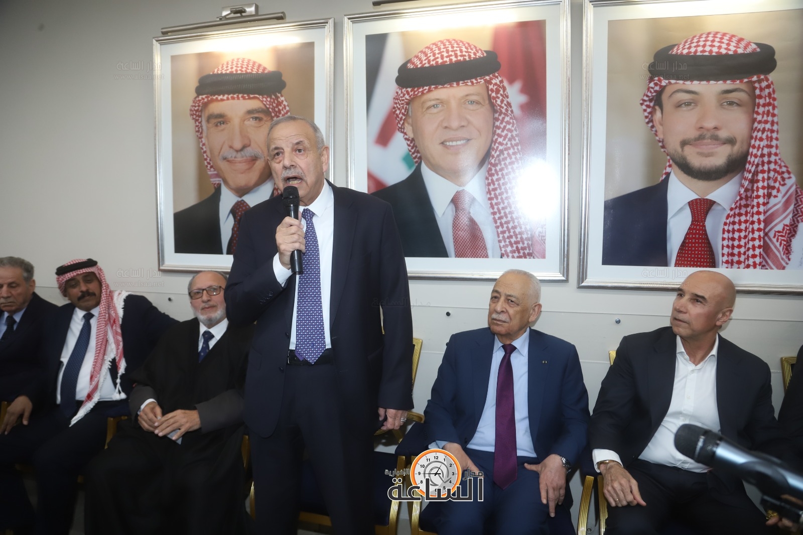 Madar Al-Saa Images 0.4699429934180156