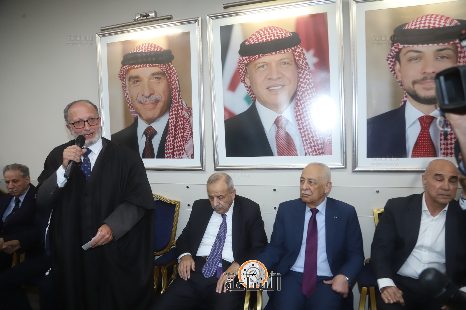 Madar Al-Saa Images 0.9568608806721911