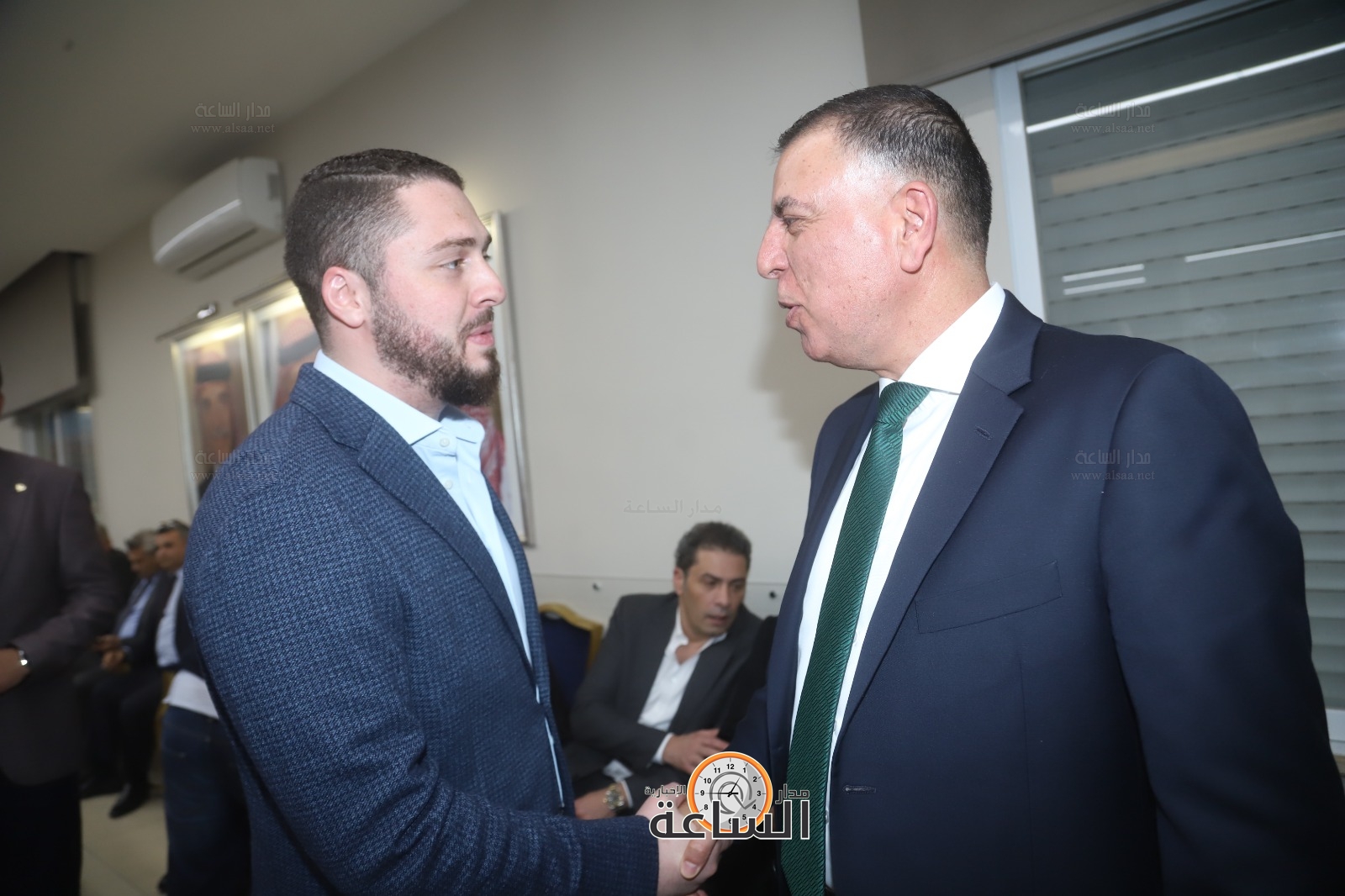 Madar Al-Saa Images 0.910617459010625