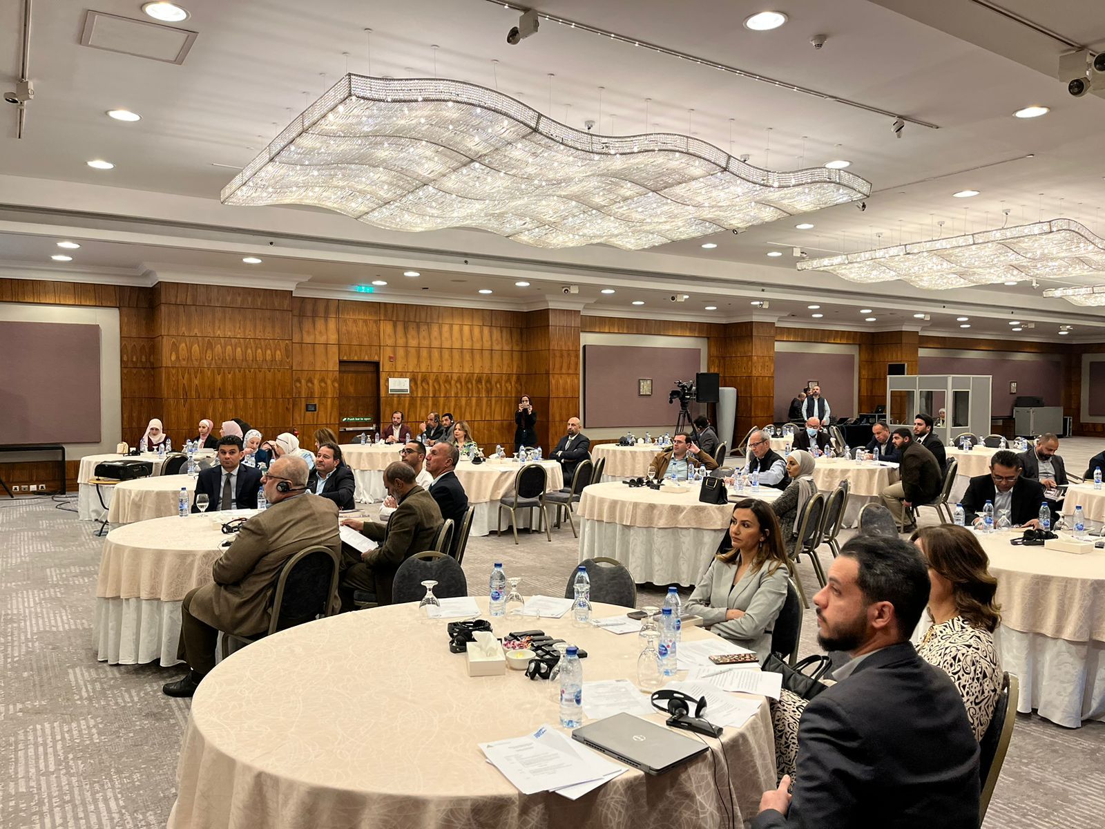 Madar Al-Saa Images 0.372685469396421