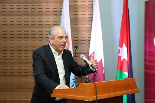 Madar Al-Saa Images 0.43165193273619873