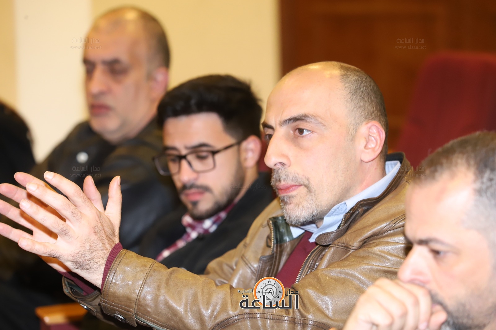 Madar Al-Saa Images 0.21245766770425045