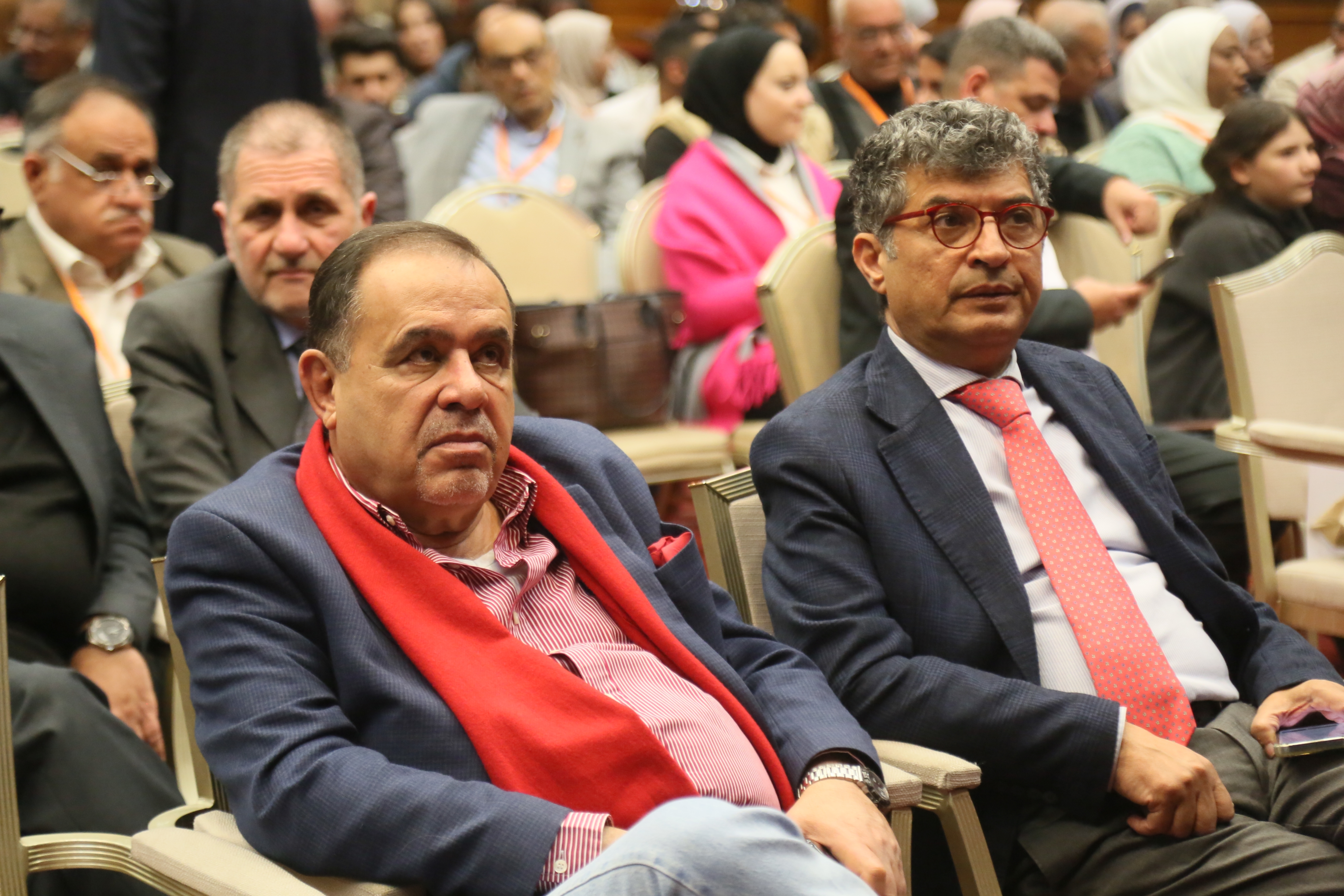 Madar Al-Saa Images 0.019145679123362624