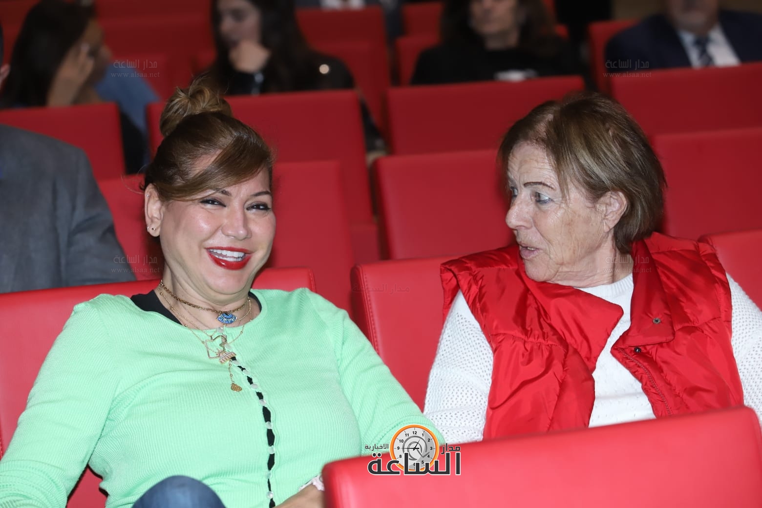 Madar Al-Saa Images 0.5693056017757626