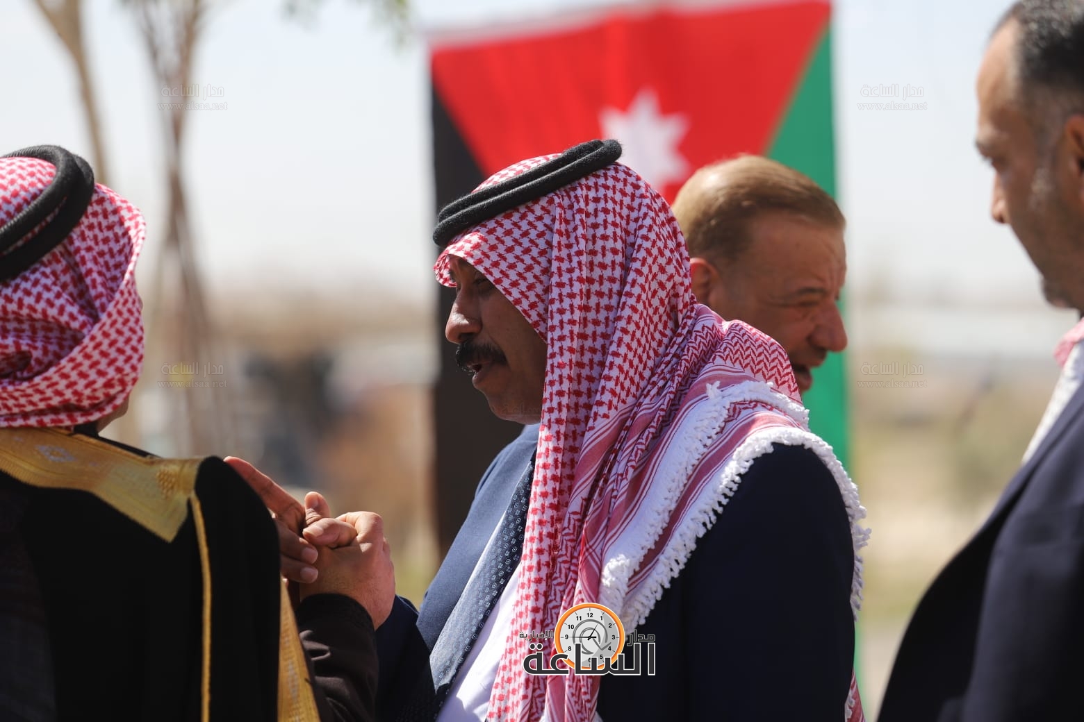 Madar Al-Saa Images 0.8654198379914468